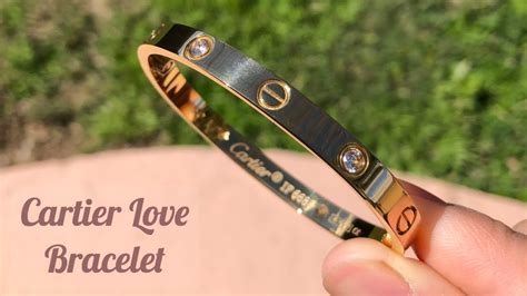 cartier charity love bracelet replica|look alike cartier love bracelet.